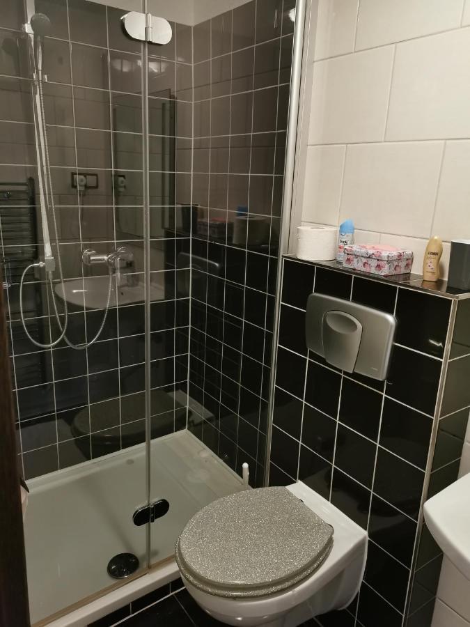 Gastehaus In Der Daimlerstadt Schorndorf  Bagian luar foto
